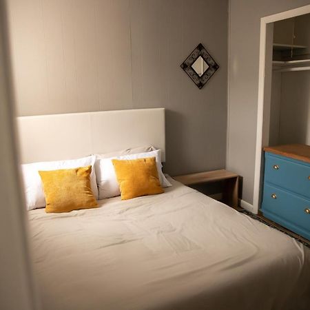 Rustic 2 Bedroom Boho Apartment Laramie Ngoại thất bức ảnh
